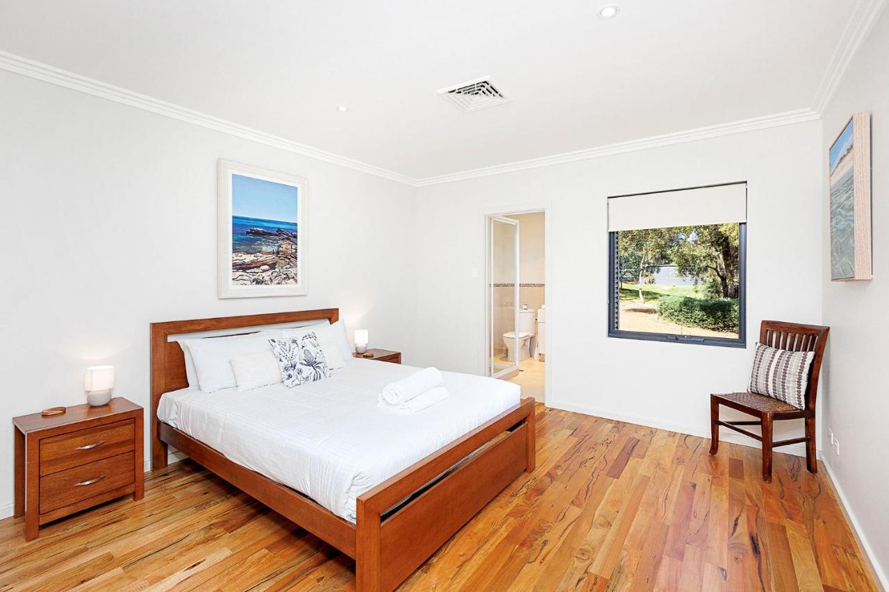 Redgum Treehouse - Outstanding Luxury In The Heart Of Wine Country And Minutes From The Beaches Quindalup Εξωτερικό φωτογραφία